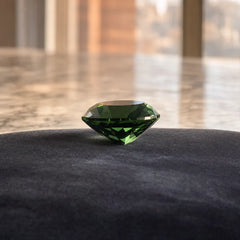 colombia-product-cristal-verde-esmeralda-10mm-esmeralda-cut-side